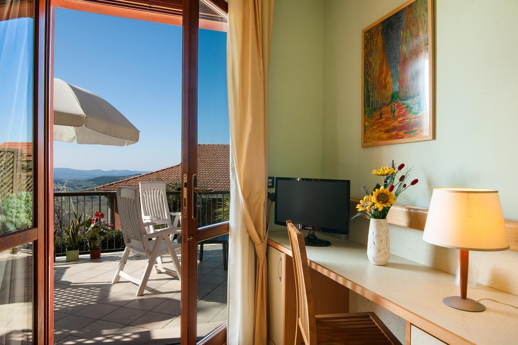 Duca Del Mare - Hotel Di Nardo Group マッサ・マリッティマ エクステリア 写真