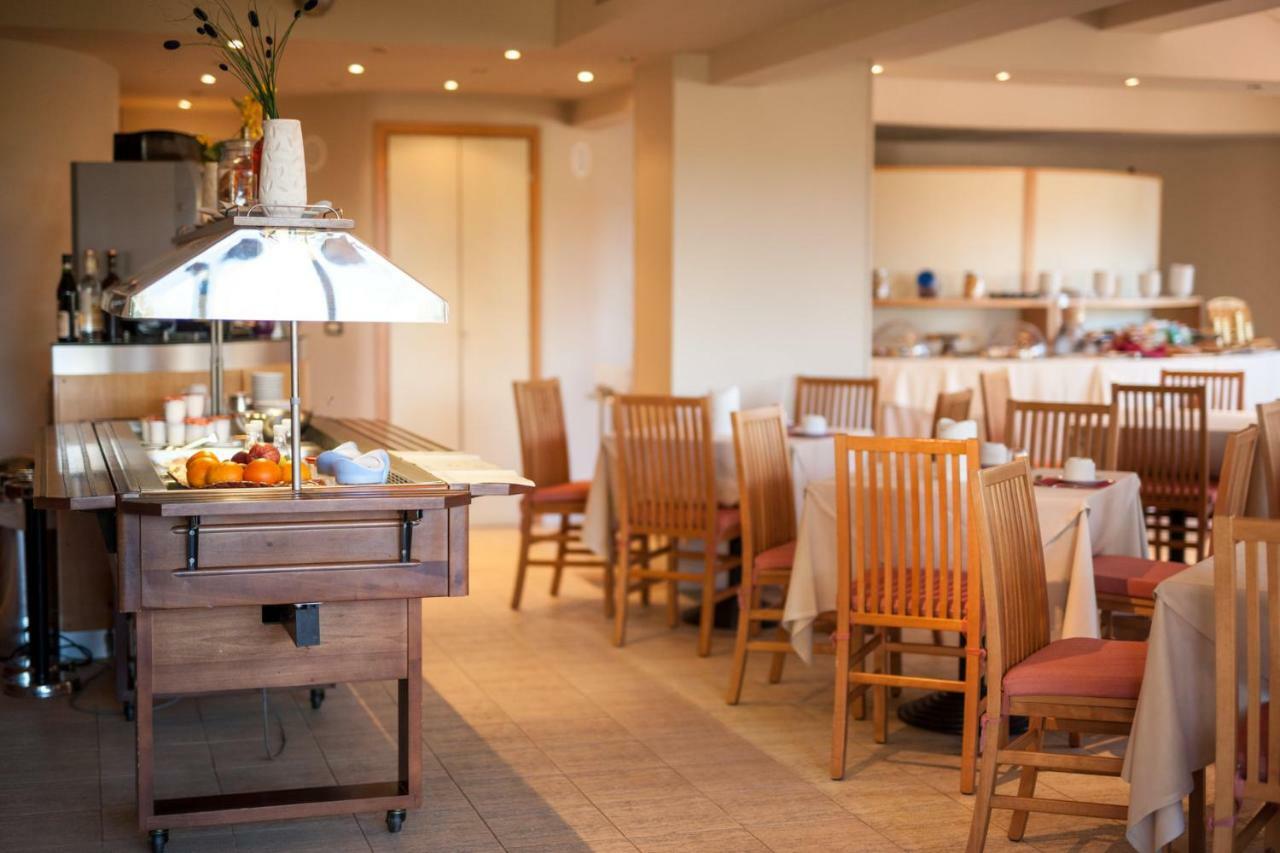 Duca Del Mare - Hotel Di Nardo Group マッサ・マリッティマ エクステリア 写真